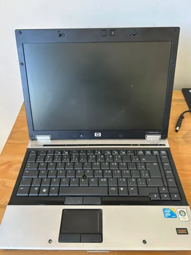 Notebook HP EliteBook 6930p para reparo ou uso de peças.
