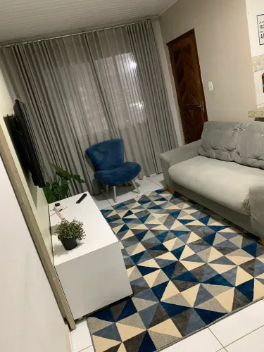Sofá semi novo