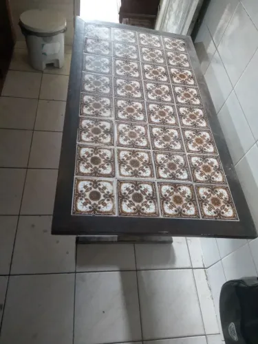 Mesa de madeira Jacarandá 1,35×73