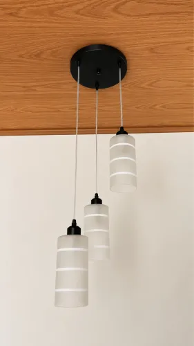 LUSTRE PENDENTE EM ÓTIMAS CONDIÇÕES