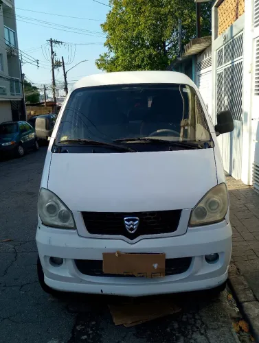 Hafei Towner Furgão 1.0 8V 48cv 5P 2010