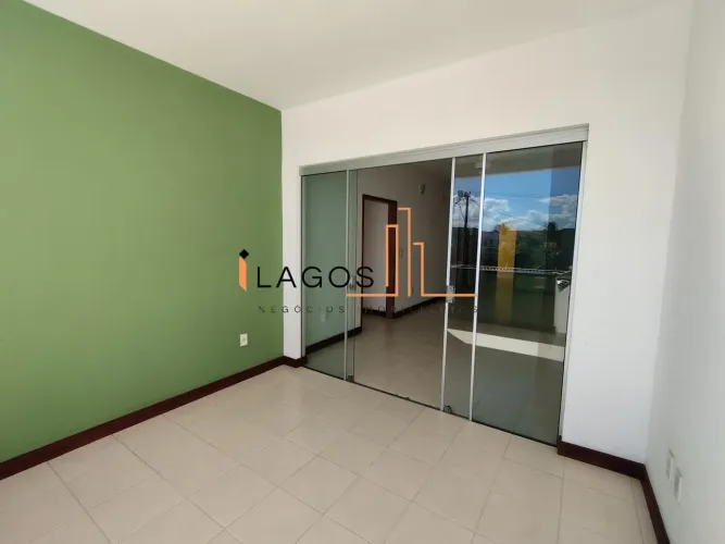 Casa para Locação em Cabo Frio, Parque Burle, 3 dormitórios, 1 suíte, 2 banheiros