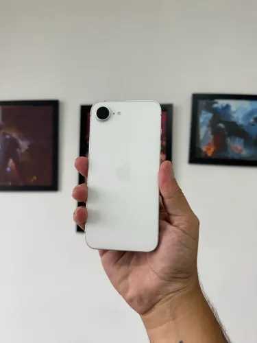 iPhone 16e 128GB