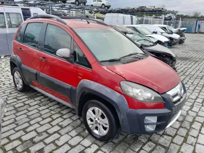 Sucata Fiat Ideia Adventure
