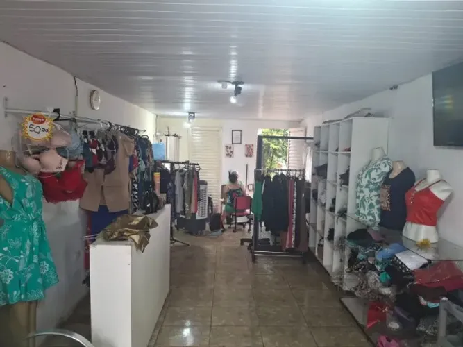 Loja de roupas completa R$4.000,00
