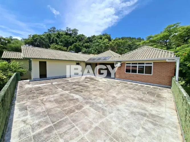 Excelente Casa 5 dormitório(s) em João Paulo - Florianópolis