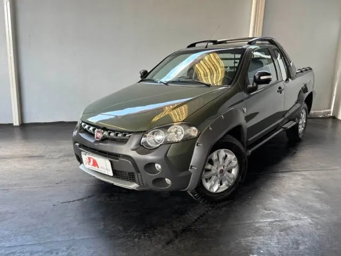 Fiat Strada Adventure 1.8/ 1.8 Locker Flex CE 2013