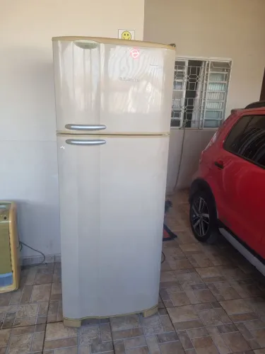 Geladeira Duplex Eletrolux 470 lts