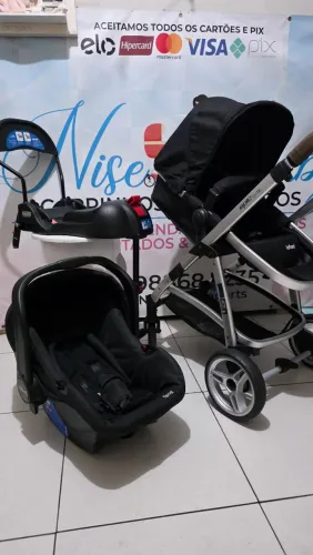 Carrinho de bebê 4 em 1 novo