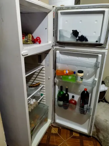 Geladeira Electrolux duplex super conservada tudo fociondo