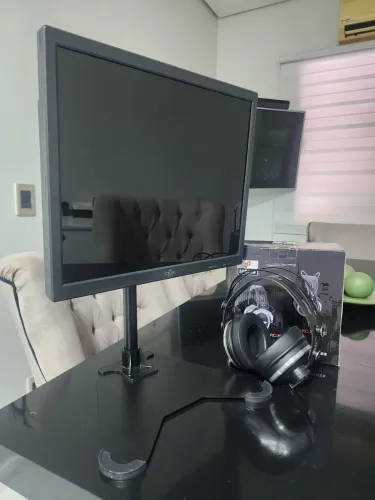 Monitor HDMI + Fone Arcano SHP300 Headphone