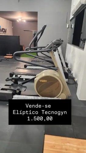 Elíptico technogym