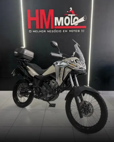 SAHARA 300 Adv 2025 Abaixo Fipe 07 mil KM