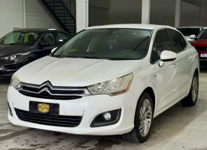Citroen C4 Lounge Exclusive 1.6 Turbo 4P Aut. 2014