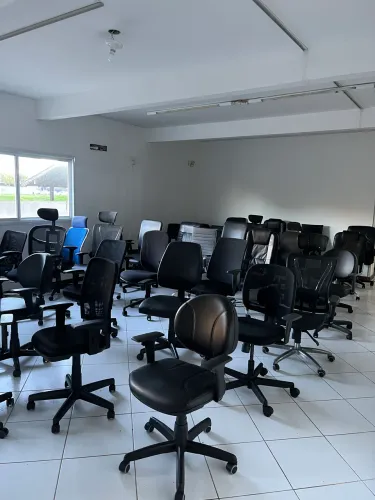 Cadeiras de Escritório a partir de R$ 250 | Diversos Modelos | Showroom no Estreito