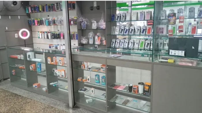 Alugo Ponto Comercial - Loja Completa no Shopping Brotas Center