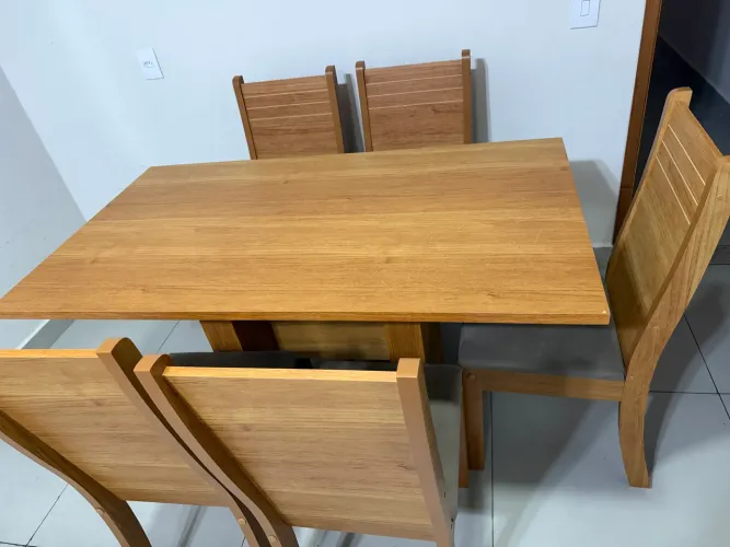 Mesa, 6 cadeiras