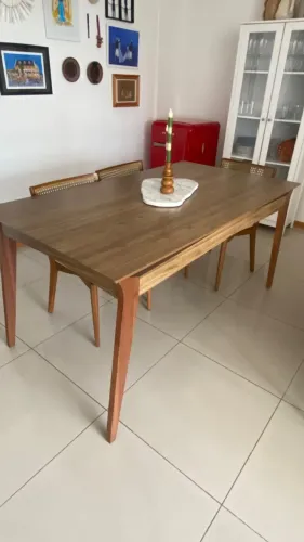 Mesa de jantar retangular