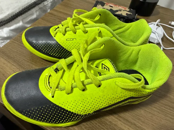 Vendo chuteira futsal