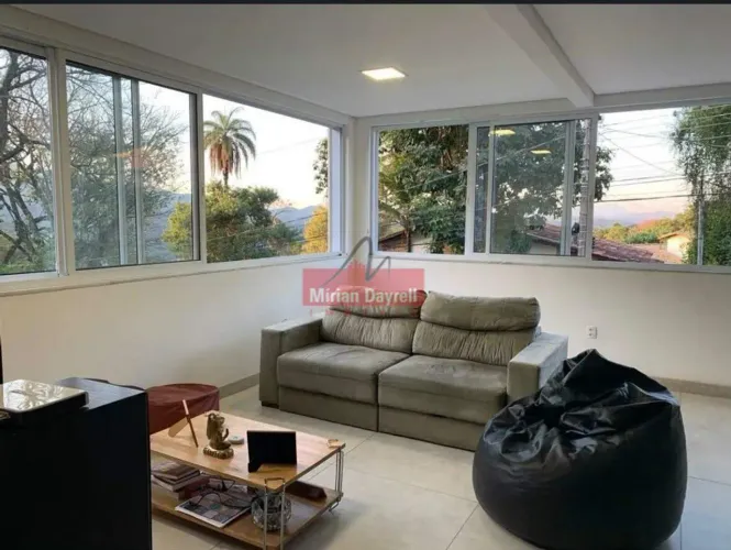 (83016) à venda - Casa com 4 quartos, 5 vagas, no Residencial Sul