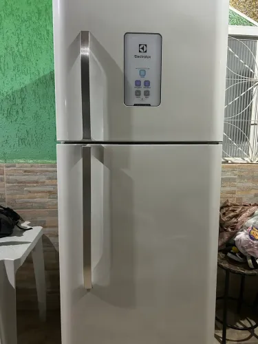 Vende-se Geladeira