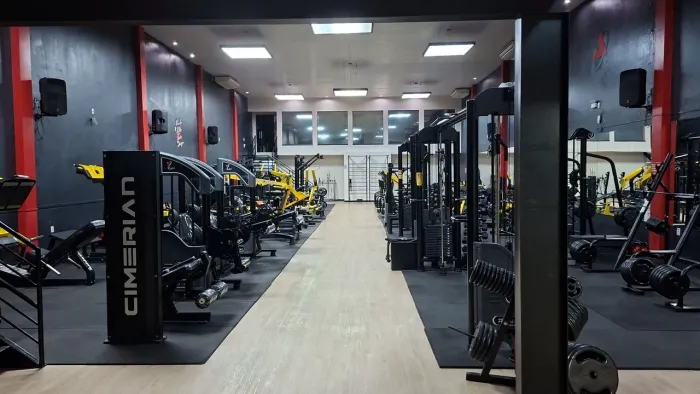 Pintor predial, industrial, residencial e faz revitalização de pisos em cerâmica em epoxi 