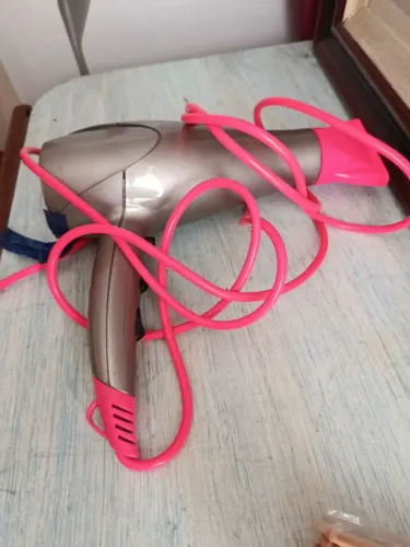 Secador de cabelos