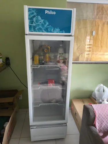 FREEZER EXPOSITOR VERTICAL 211 litros