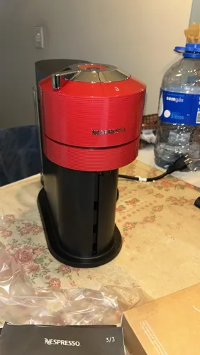 Cafeteira Nespresso Vertuo Next (Vermelha) 220v