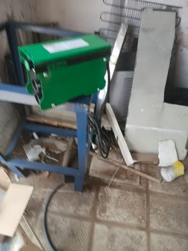 Maquina de solda elétrica portatil