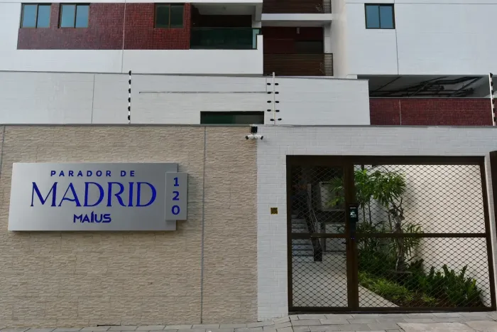 Imóvel para venda tem 79 metros quadrados com 3 quartos em Pina - Recife - PE