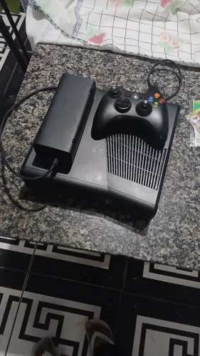 Xbox 360 Usado Desbloqueado com mais de 90 jogos