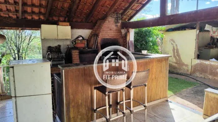 Sítio com 3 dormitórios à venda, 48400 m² por R$ 1.000.000,00 - Zona Rural - Tanabi/SP