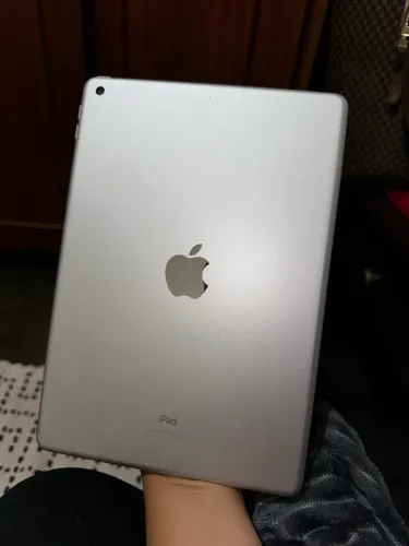 IPAD 8th WI-FI 32GB