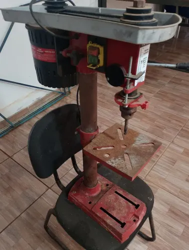 Furadeira de bancada