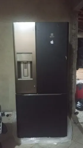 Geladeira Eletrolux DM85X