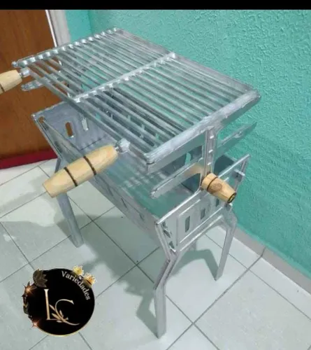 CHURRASQUEIRA DE ALUMÍNIO
