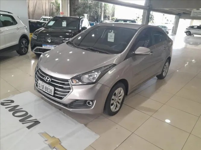 Hyundai HB20S C.plus/c.style 1.6 Flex 16V Mec.4p 2017