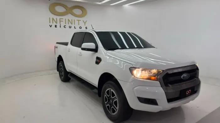 Ford Ranger XLT 3.2 20V 4X4 CD Diesel Aut. 2023