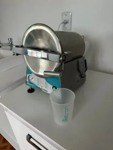 Autoclave biotron