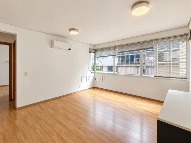 APARTAMENTO 1 DORM + 1 VAGA NO MOINHOS DE VENTO