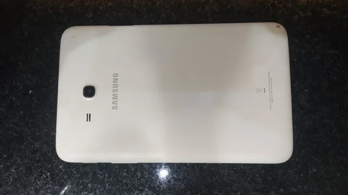 Vendo Samsung Galaxy Tab E 7.0 (SM-T113) - Wi-Fi / 8GB