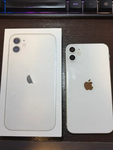 iPhone 11 