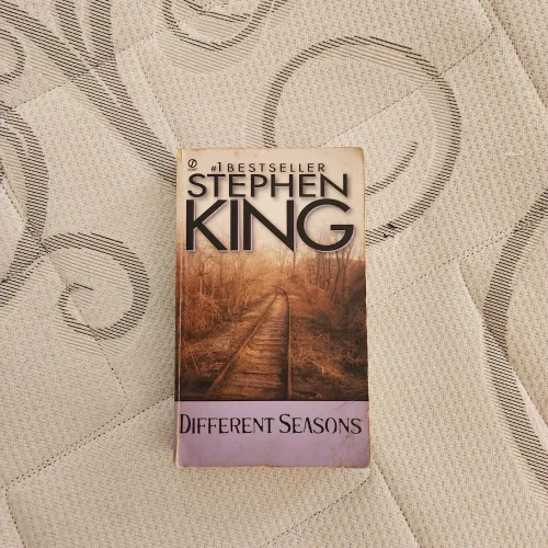 Livro Stephen King Different Seasons (em inglês)