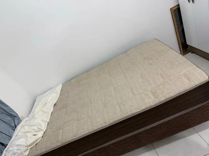 Cama solteirão