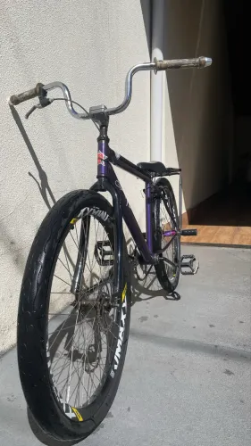 bike montadinha roxa aro 26
