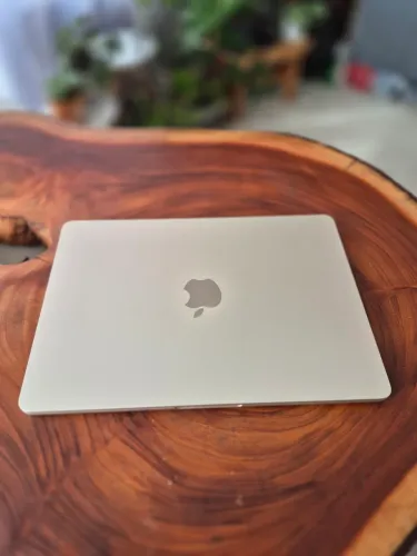 Macbook Air M3 16Gb RAM 512Gb SSD