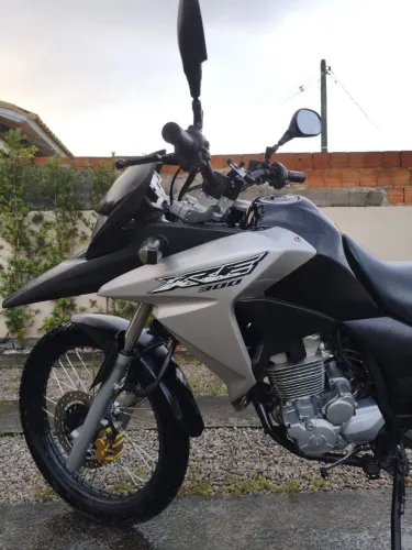 XRE 300 2018 / Venda ou Troca