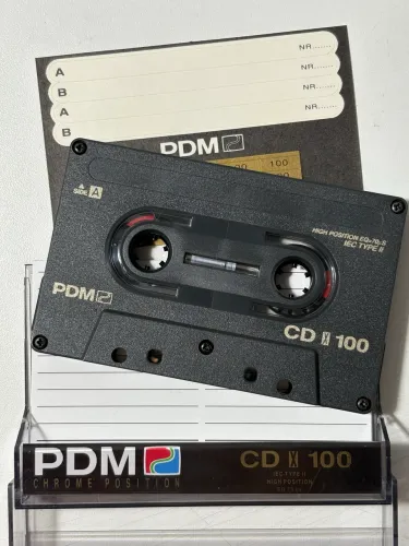 Fita cassete PDM CDX 100 cromo