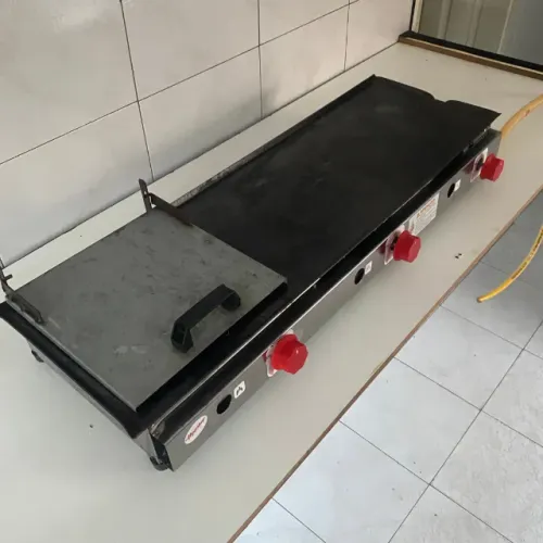 Chapa de assar 90x30 bem conservada